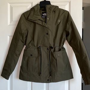 Women’s North Face jacket